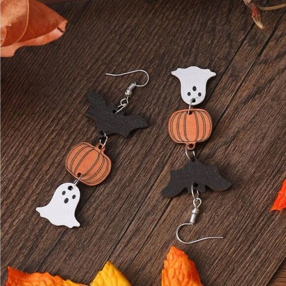5/$25 Wooden Halloween Earrings - Picture 4 of 5